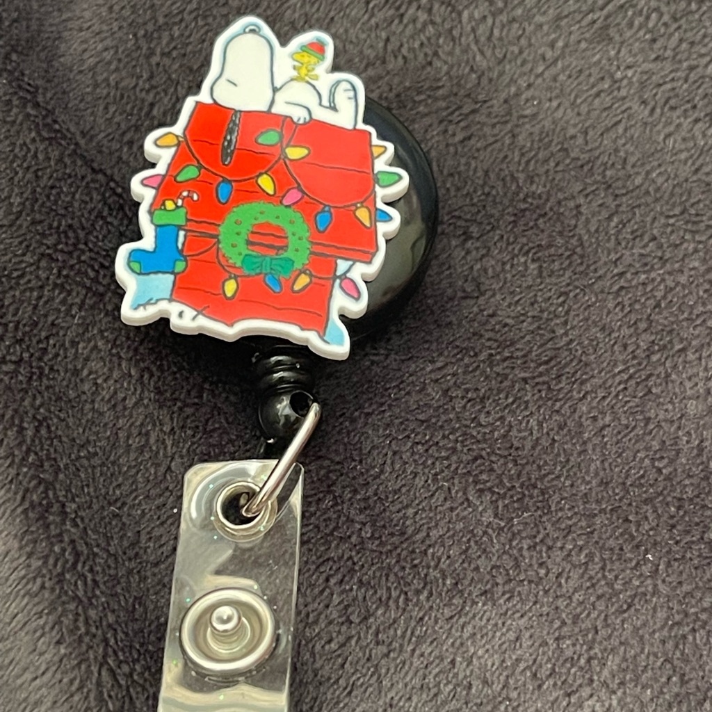 Snoopy Christmas Badge Reel